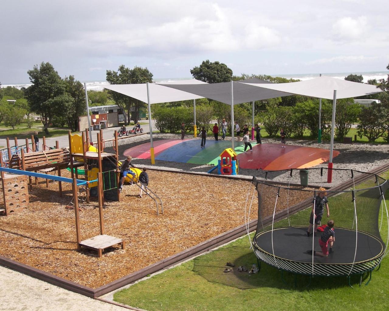 Greymouth Seaside Top 10 Holiday Park Ngoại thất bức ảnh