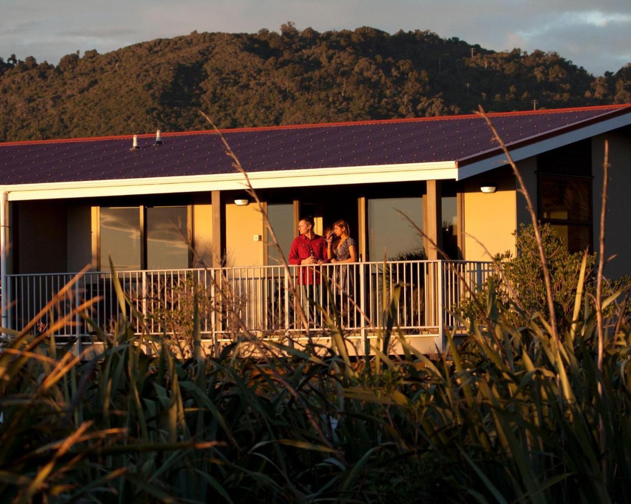 Greymouth Seaside Top 10 Holiday Park Phòng bức ảnh